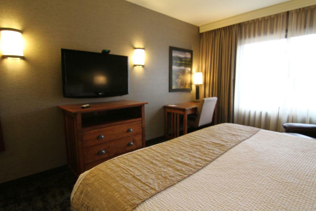 Casper C'Mon Inn Hotel & Suites Evansville Exterior photo